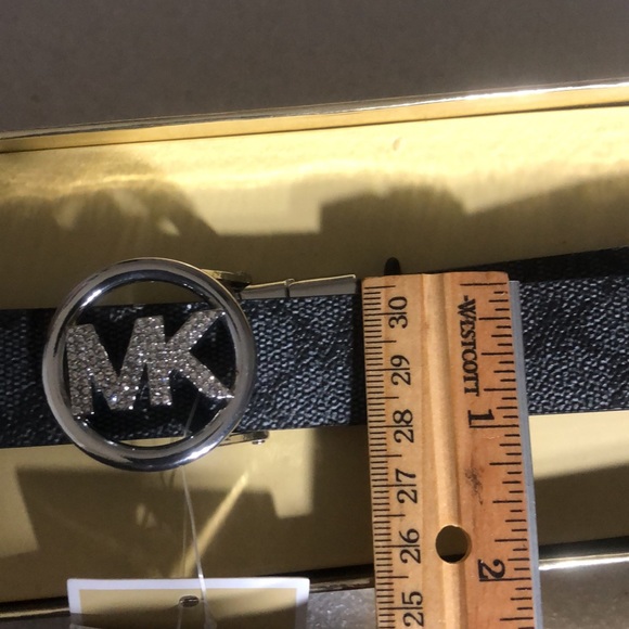 Michael Kors Women's MK Logo Belt- NIB - Picture 15 of 15
